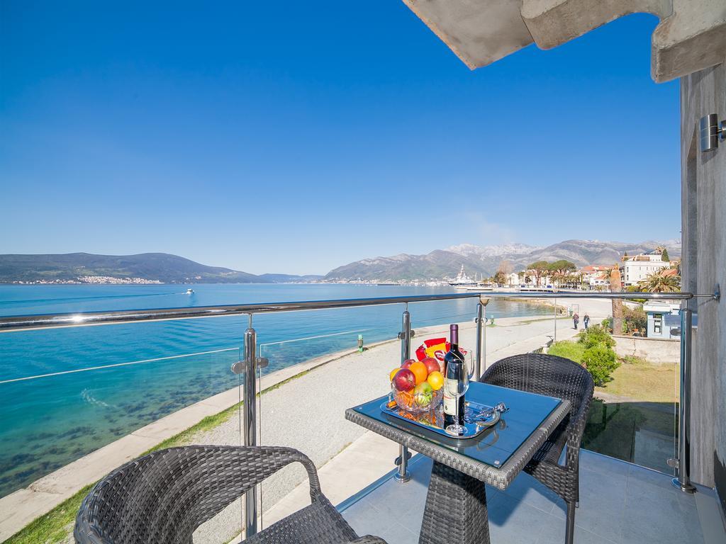 Apartments Isja Tivat Exterior photo