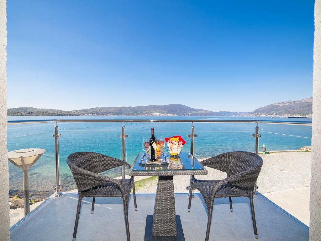 Apartments Isja Tivat Exterior photo