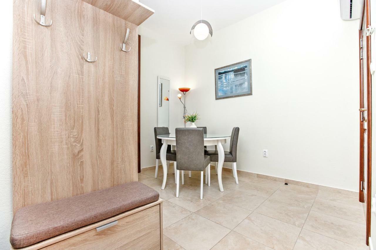 Apartments Isja Tivat Exterior photo